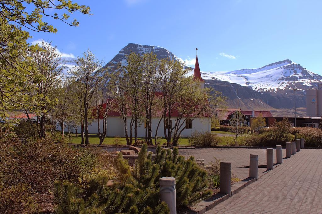 Hotel Austur Reydarfjordur ภายนอก รูปภาพ